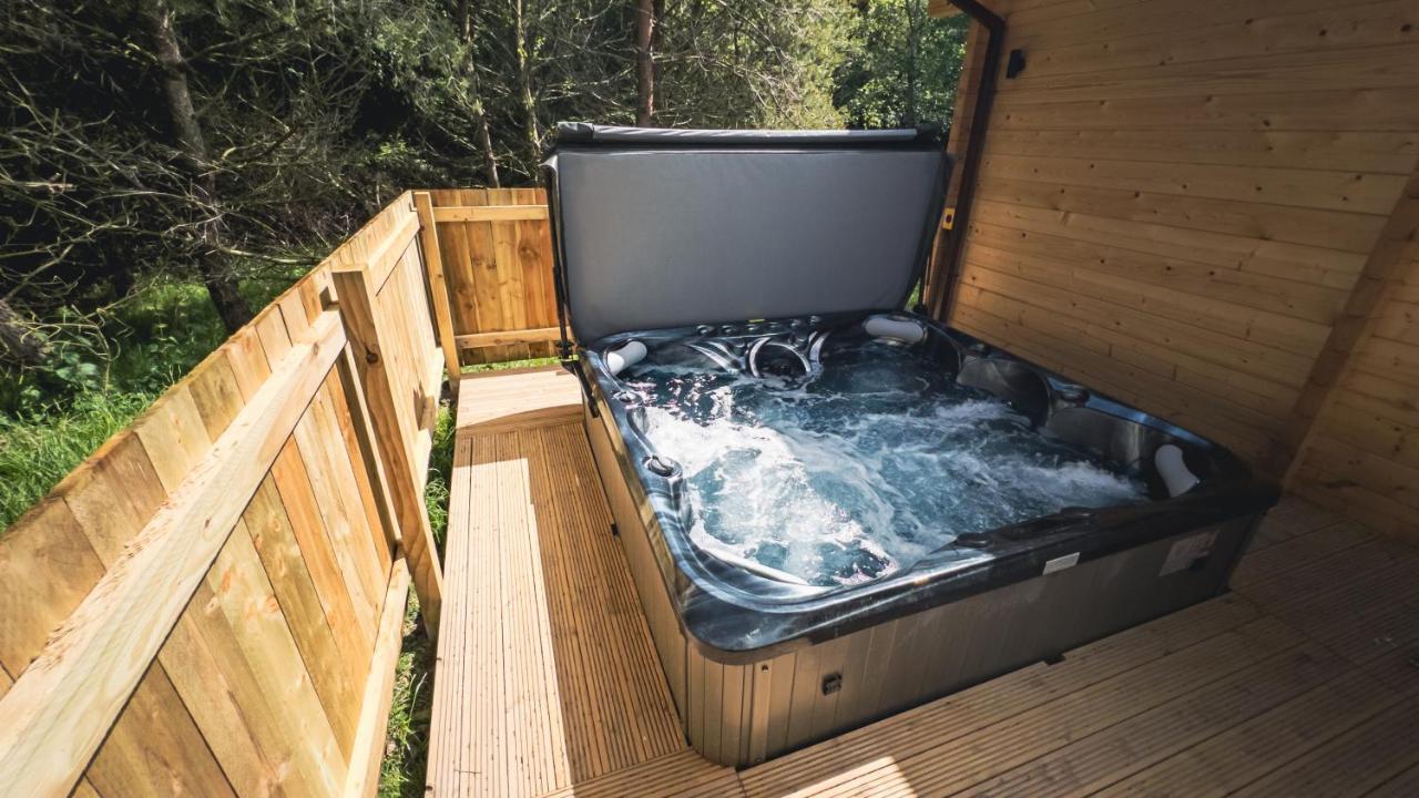 Sundance Lodge, Fantastic New Cabin With Hot Tub - Sleeps 6 - Largest In Felmoor Park Morpeth Kültér fotó